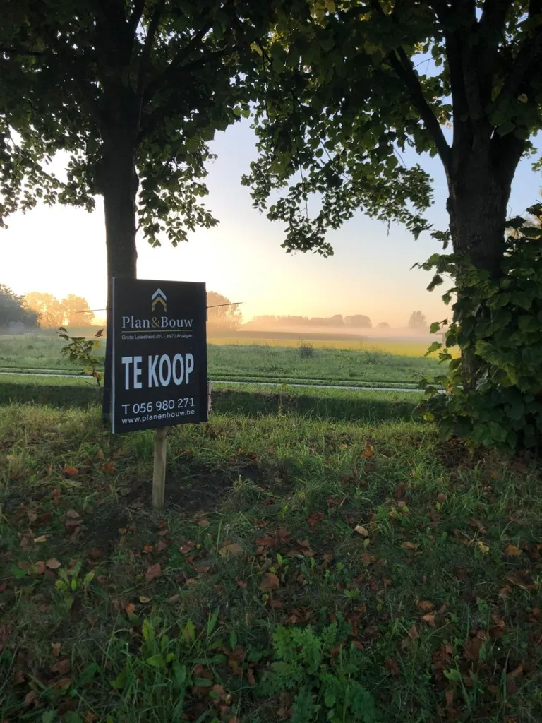 Aed - Buildable Plot with South View in Lokeren