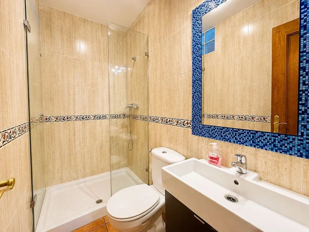 Salles de bain - Terraced House with Pool in Los Pacos