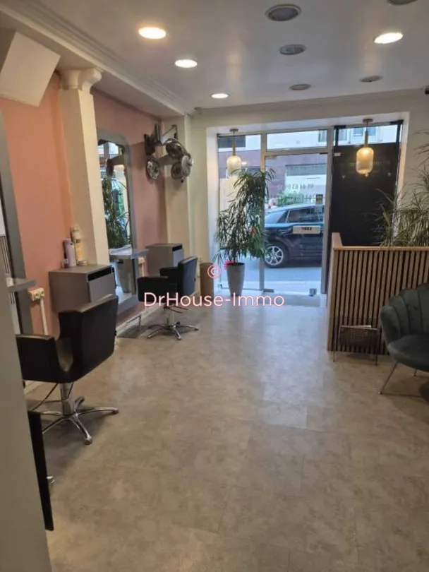 Pièces - Salon de Coiffure avec Emplacement Privilégié à Paris