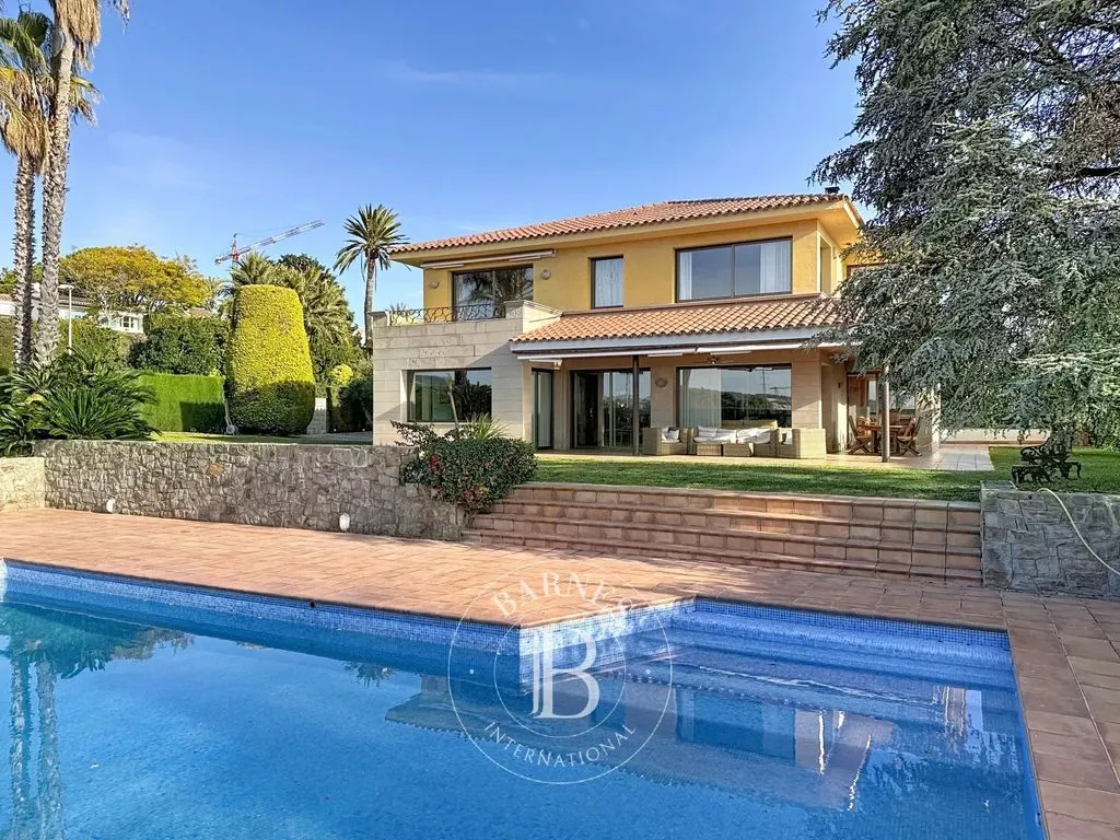 Bassein - Luxury Villa with Pool in El Masnou