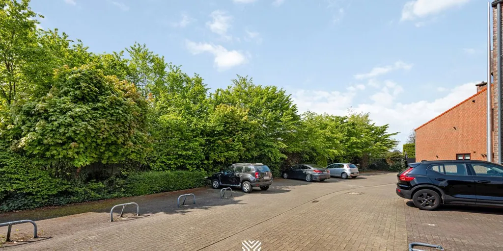 Välivaade - Renovable Plot with Garage in Runkst, Hasselt