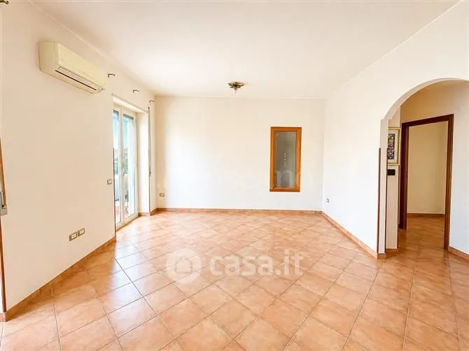 Elutuba - Rear-Facing Apartment with Balcony in Cagliari
