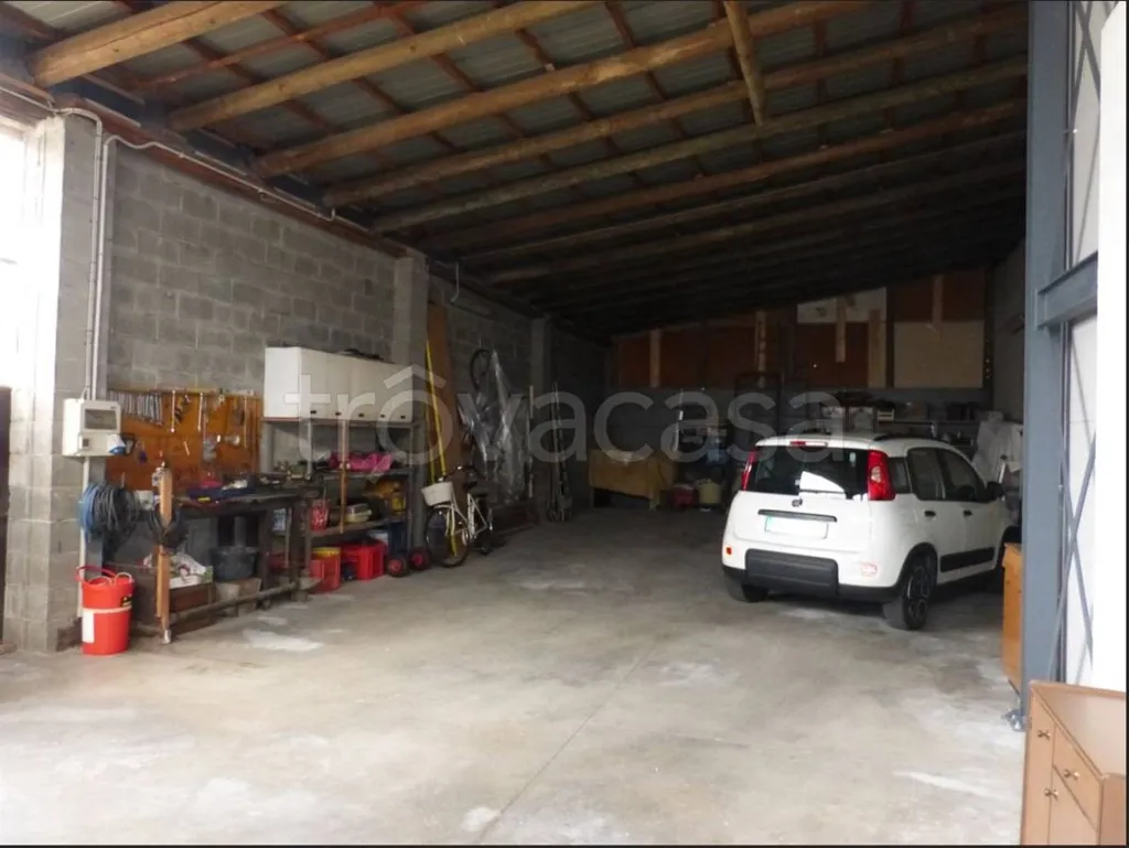 garage