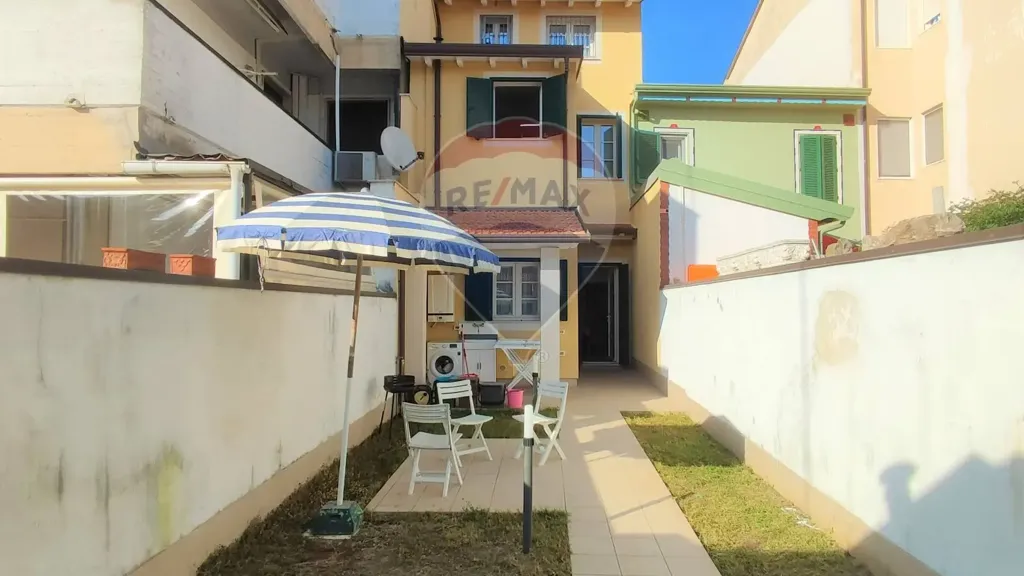 Terrass - Modern Villa with Sea View in Viareggio