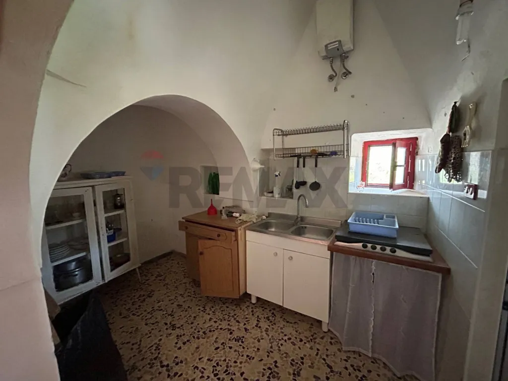 Köök - Authentic Trullo with Orchard in Martina Franca