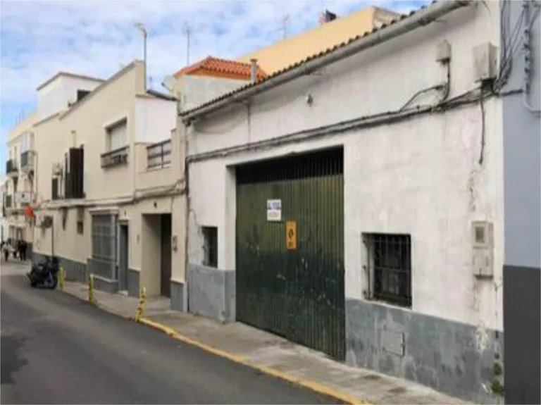 Garaje con opción de construcción en Calle San Antonio