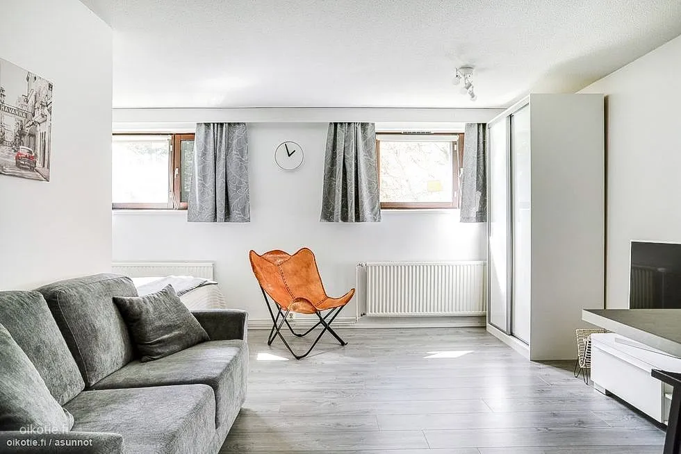Elutuba - Modernised Studio with Balcony in Lahti