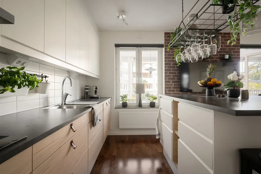 Köök - Three-Room Apartment with Two Balconies in Hovås