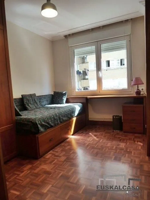 Bedrooms - Furnished Flat with Terrace in Ametzola
