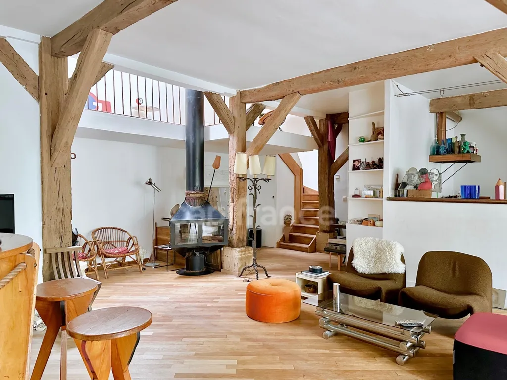 Séjour - Loft-Style avec Jardin Privé dans le 11ème Arrondissement