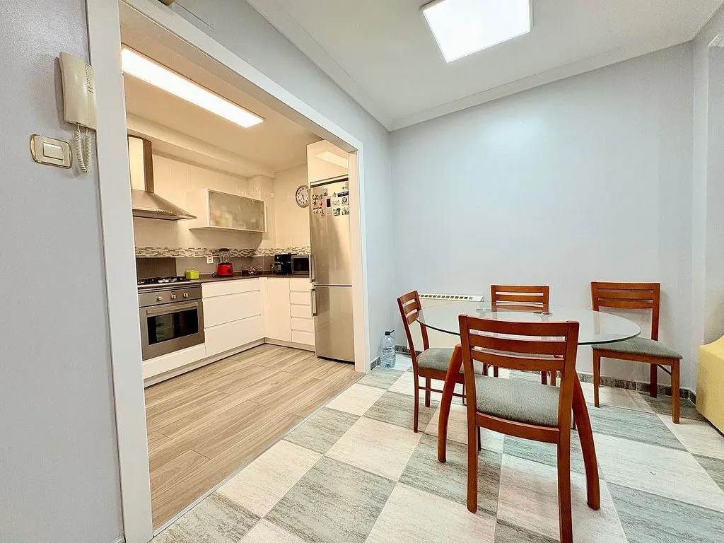 Dining Room - Two-Storey House with Balcony in Benaguasil Centre