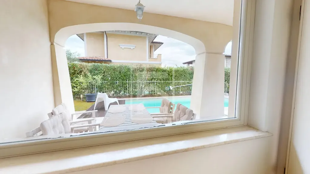 Bassein - Villa with Private Pool near Lake Garda