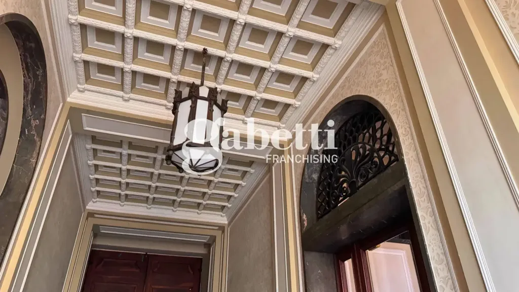hallway_entrance