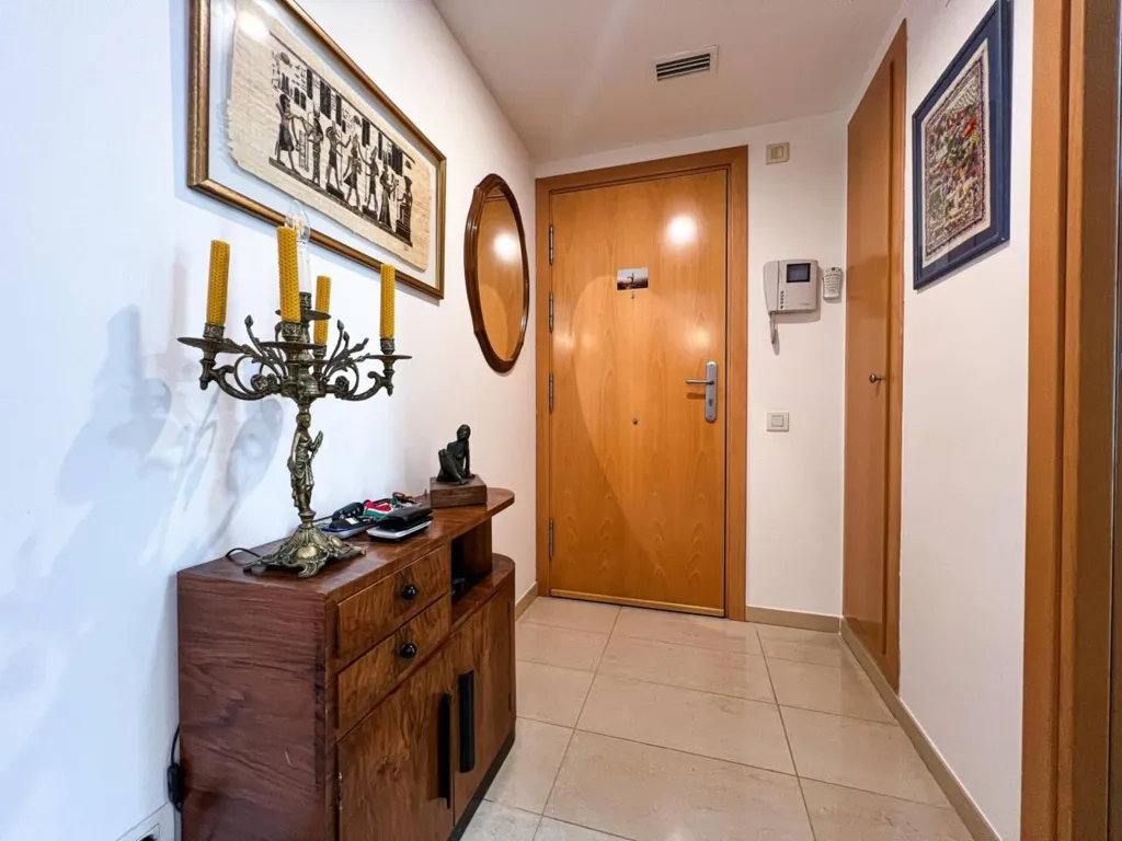 hallway_entrance