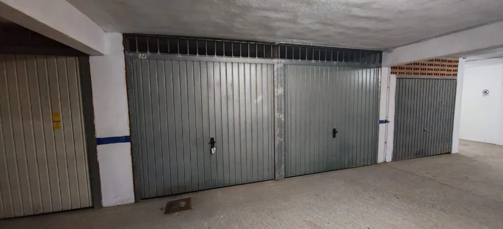 Garage - Closed Garage for Rent in El Peñoncillo, Torrox