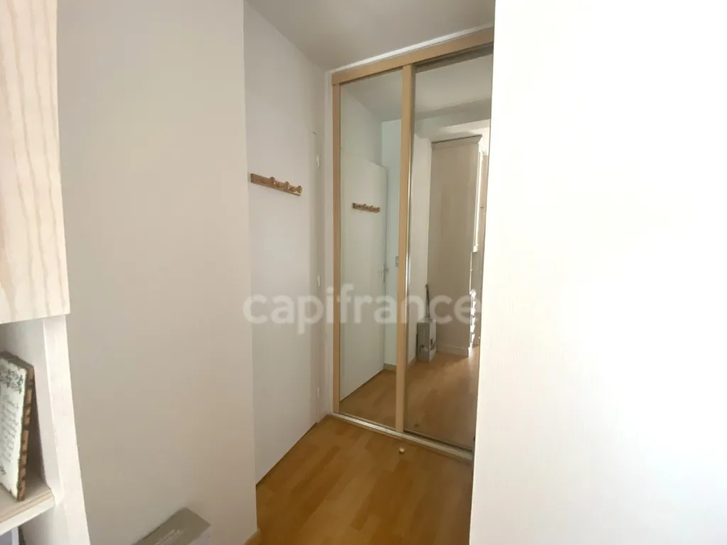 Pièces - Appartement lumineux avec terrasse à Sathonay Camp