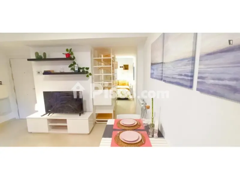Soggiorno - 1-Bedroom Flat with Central Heating in Madrid