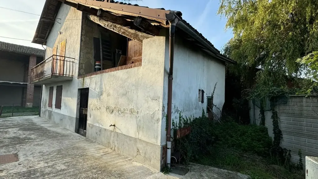 Extérieur - Rustic Cottage for Renovation in Casale Monferrato