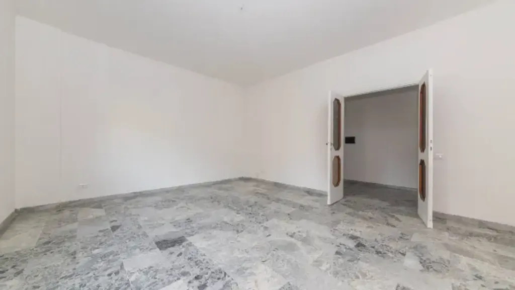 Pièces - Spacious Apartment with Balcony in Ciampino