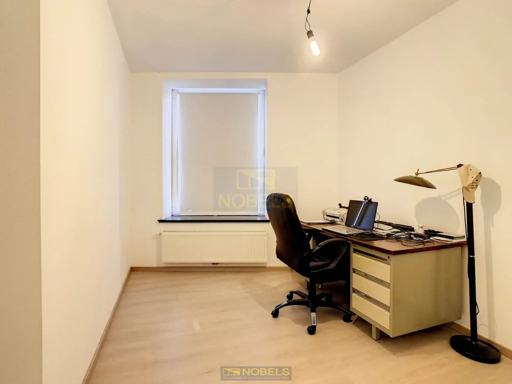 Bureau - Local commercial avec appartement à Dikkelvenne
