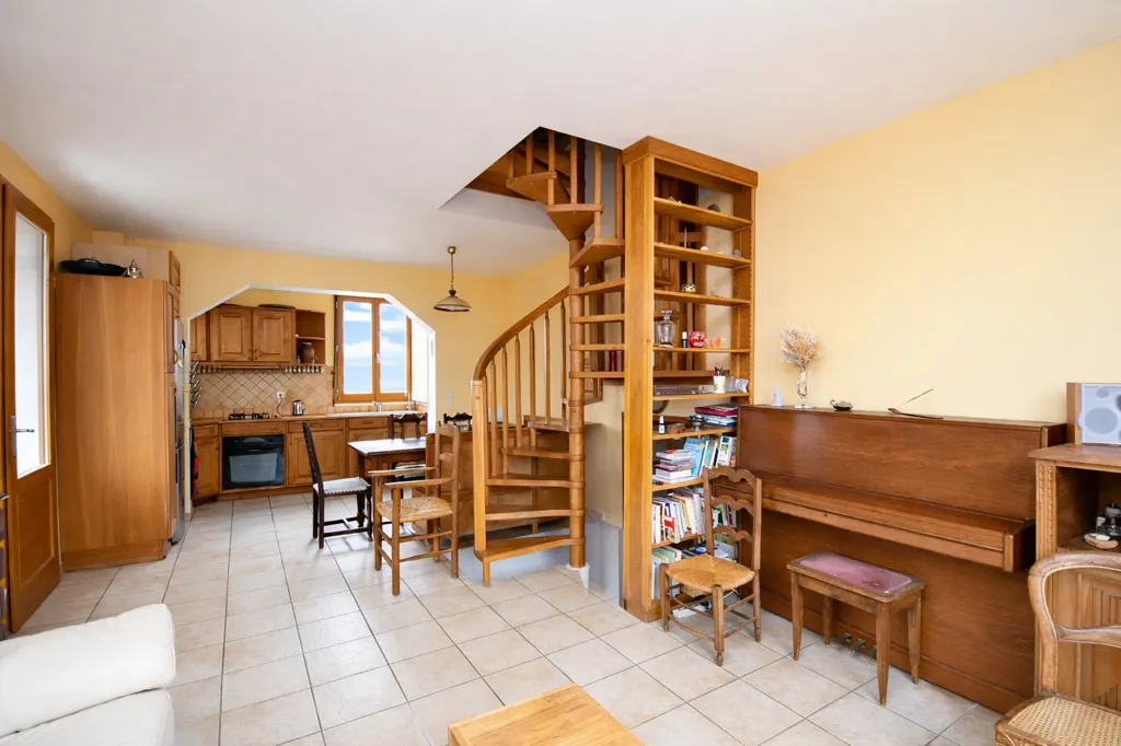 Séjour - Maison de Charme avec Dépendance à Chatou
