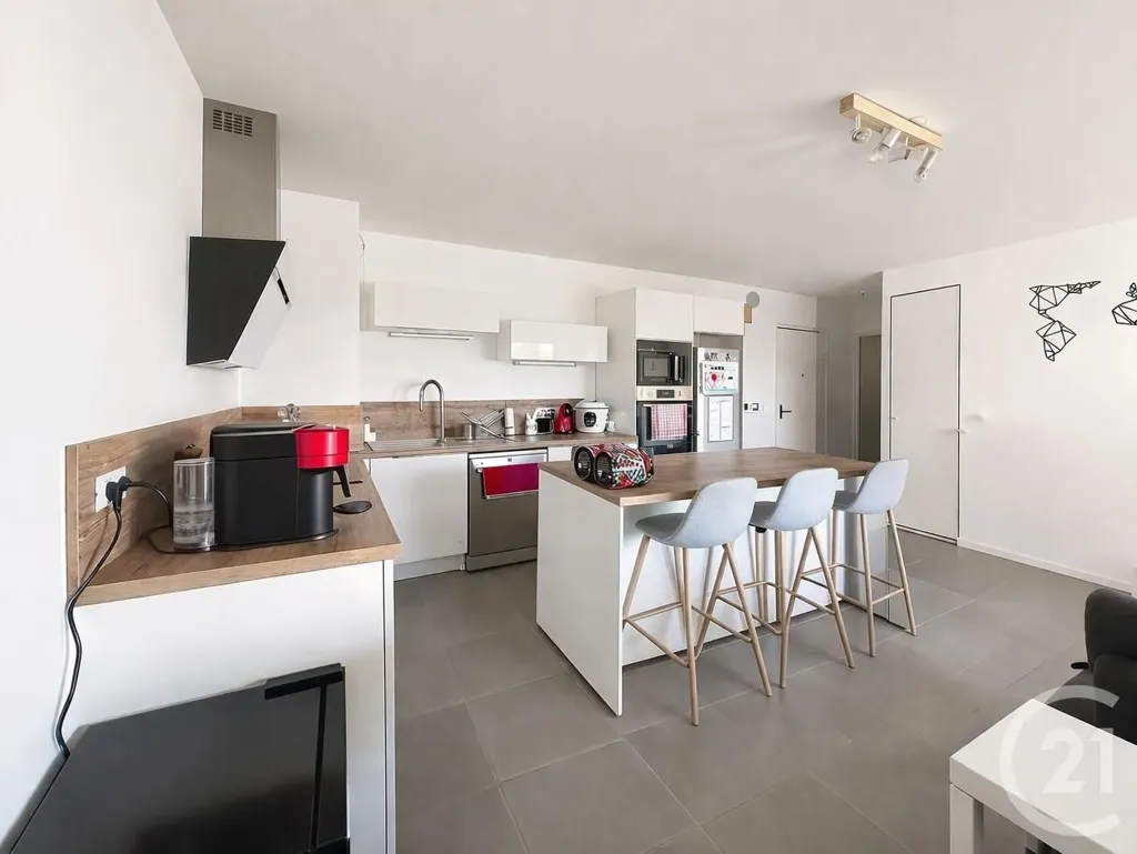 Cuisine - Appartement 3 Pièces avec Loggia à Ovalie