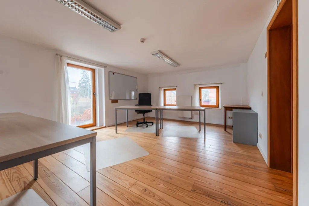 Kabinet - Energy-Efficient Complex with Parking in Nice