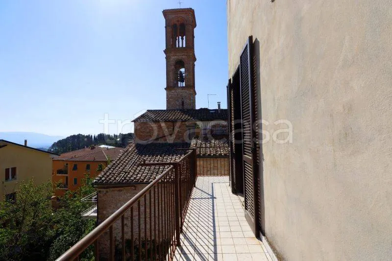 Balcon - Panoramic Apartment in Historic Building, Perugia