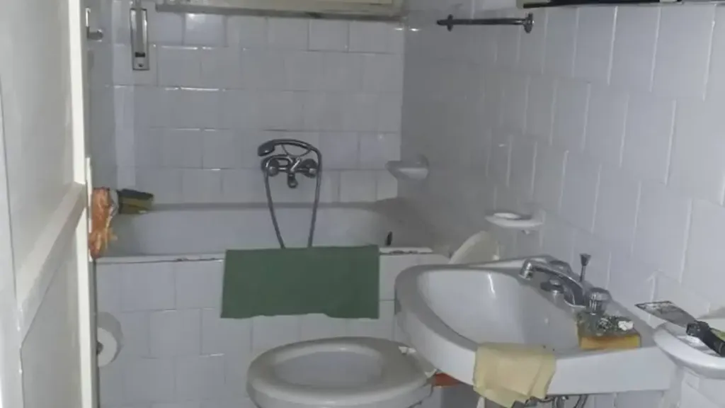 Bathrooms - Apartment with Sea View in Carini