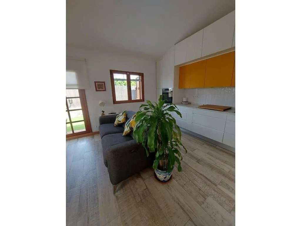 Elutuba - Bungalow with Pool on Tjaereborg Avenue