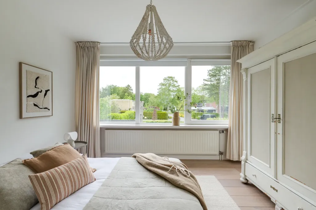 Magamistoad - Villa with Polder View in Bergen
