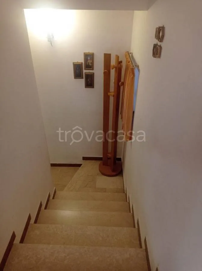 Toad - Terraced Villa with Private Garden in Bellinzago Novarese