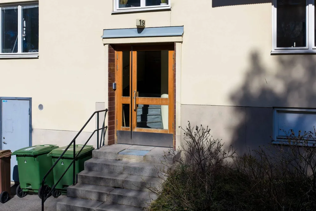 Välivaade - Spacious 2.5-Bedroom Flat with West-Facing Terrace in Hammarbyhöjden