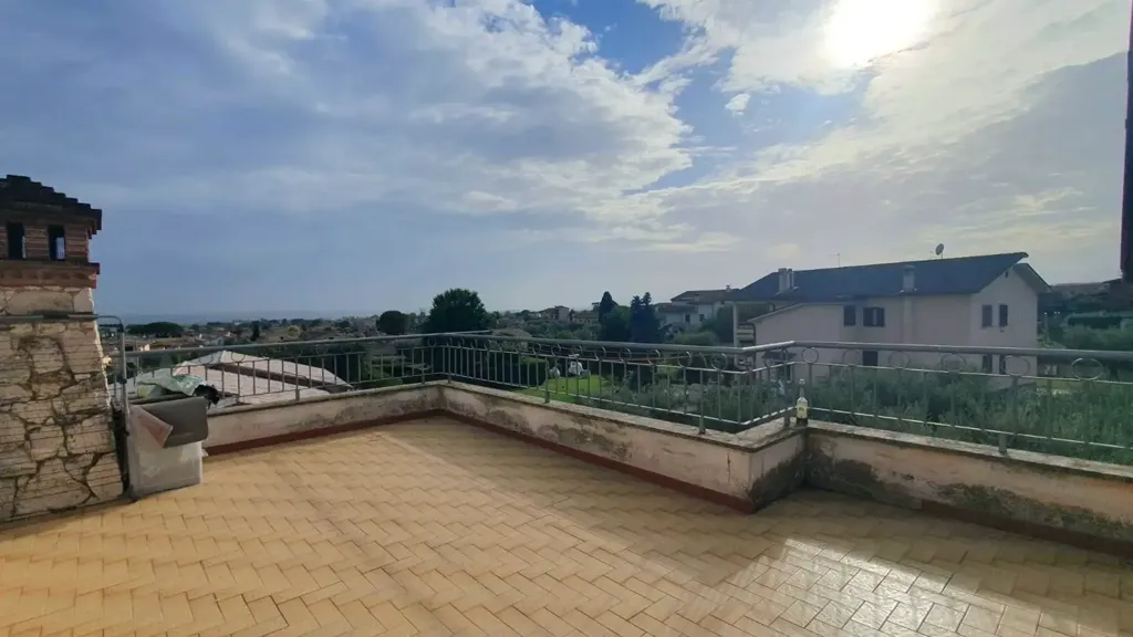 Terrasse - Apartment with Panoramic Terrace in Fiano Romano