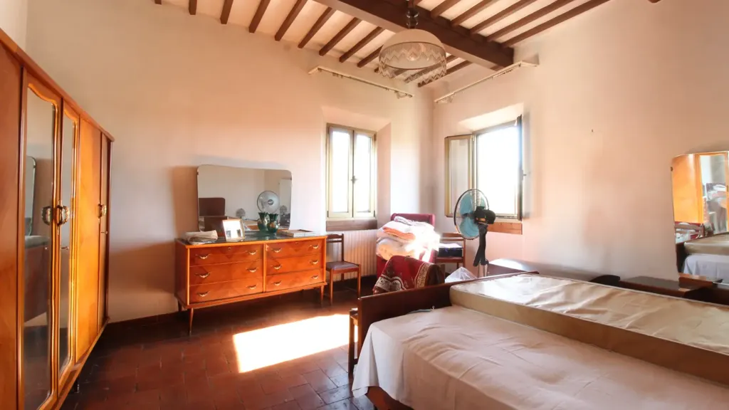 Chambres - Rustic Tuscan-Style Apartment in Capraia e Limite