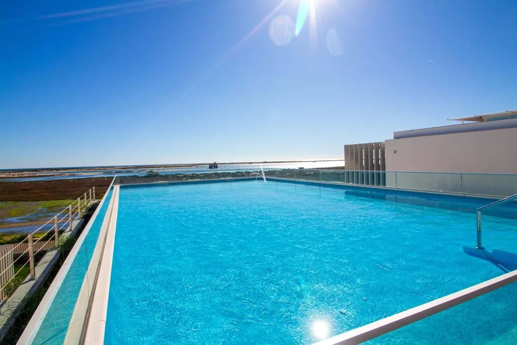 pool_area