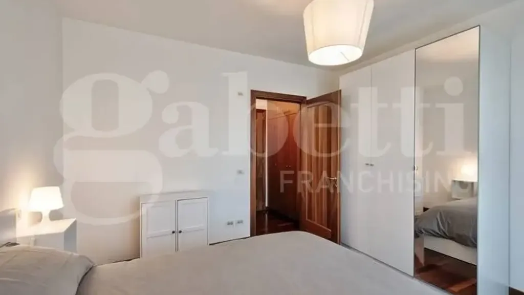 Magamistoad - Modernised 2-Bed Apartment with Lift in Treviso
