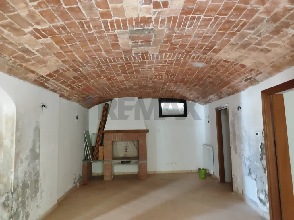 Toad - Medieval-Style Flat with Terrace in Frassinello Monferrato