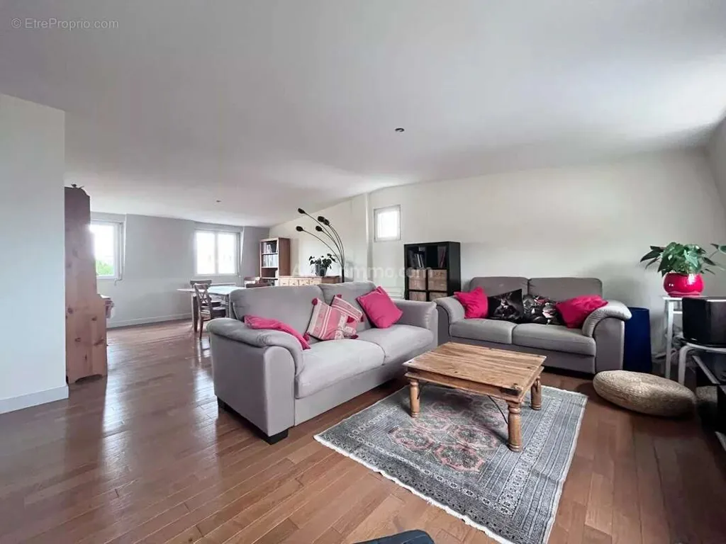 living_room
