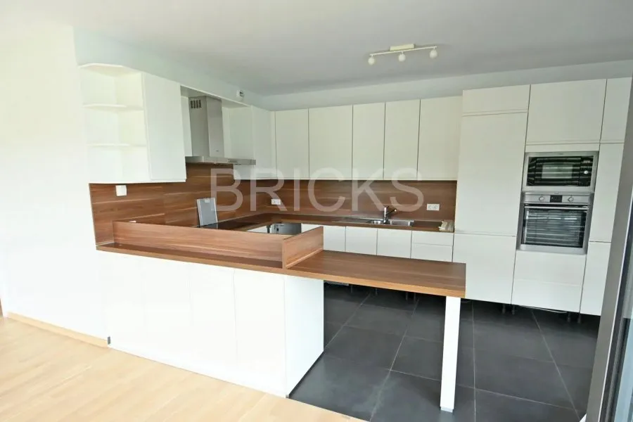Köök - Luxury Apartment with Balcony in Dommeldange