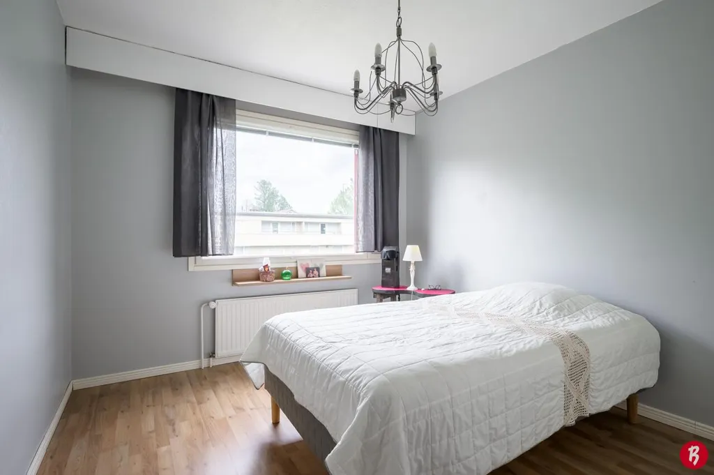 Chambres - Spacious Duplex with Balcony near Kannus Centre