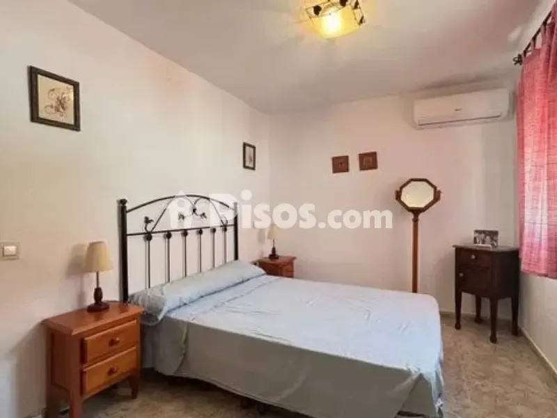 Magamistoad - Terraced House with Terrace in Plines