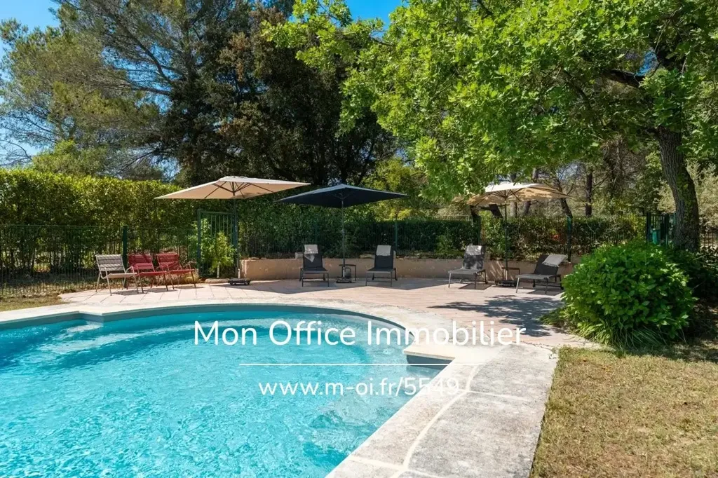 Piscina - 10-Bedroom House with Jacuzzi in Rognes