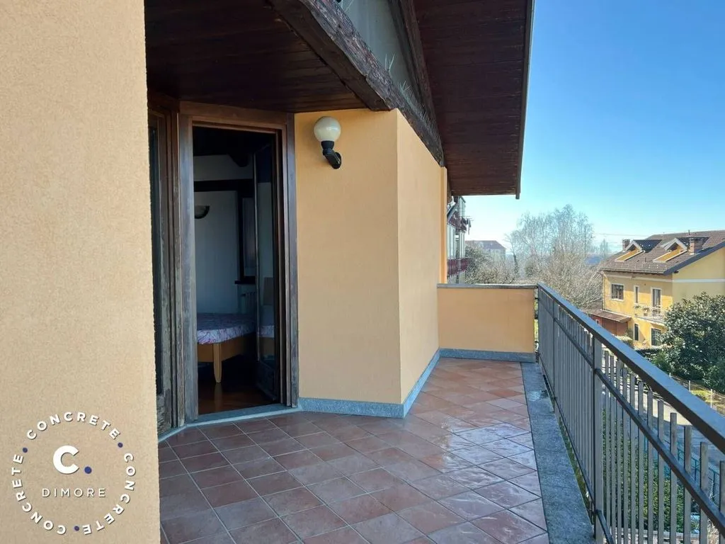 Rõdu - Luxury Bifamiliar Villa with Private Garden in Chieri