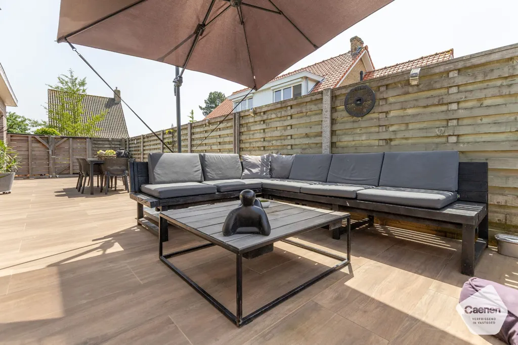 Terrass - Modern Bungalow with Pool in Zedelgem