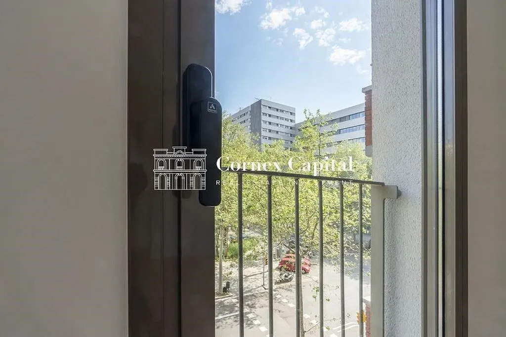 Rõdu - Apartment with Pool in Poblenou, Barcelona