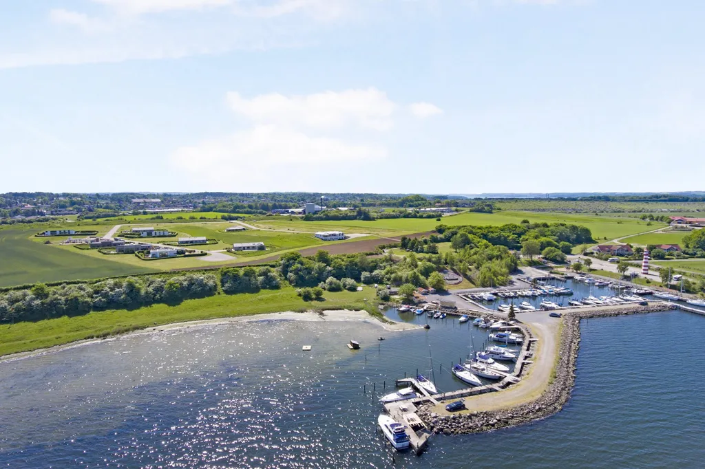 Õhuvaade - Year-Round Plot with 5G Coverage in Mariager