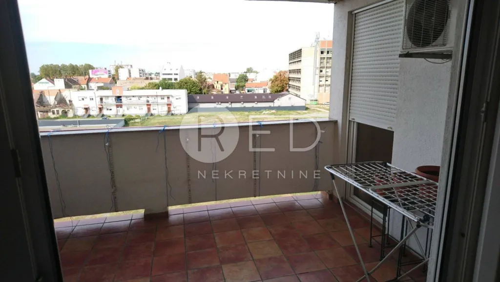 Rõdu - Spacious Flat with Loggias in Osijek Centre
