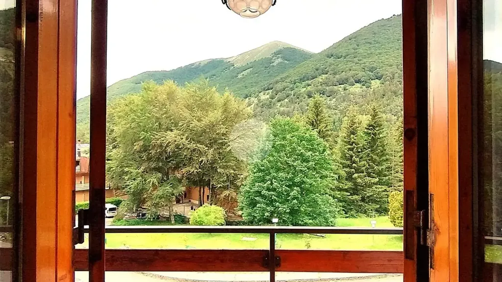 Rõdu - Apartment with Balcony in Filettino