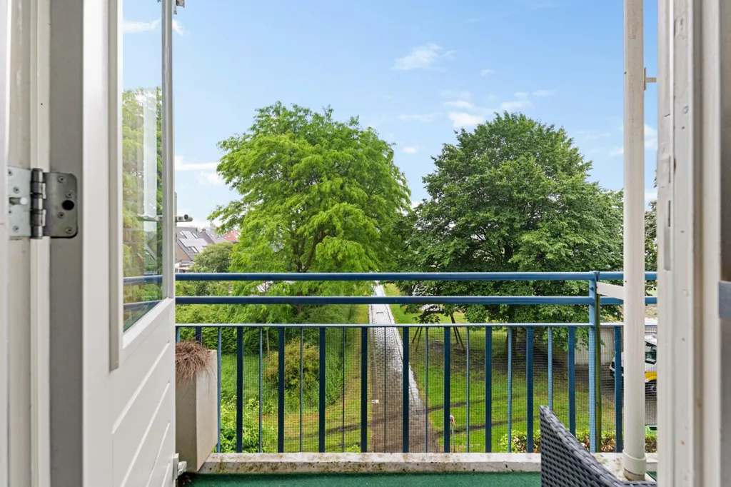 Balcony - 3-Bedroom Apartment with Balcony in Assen